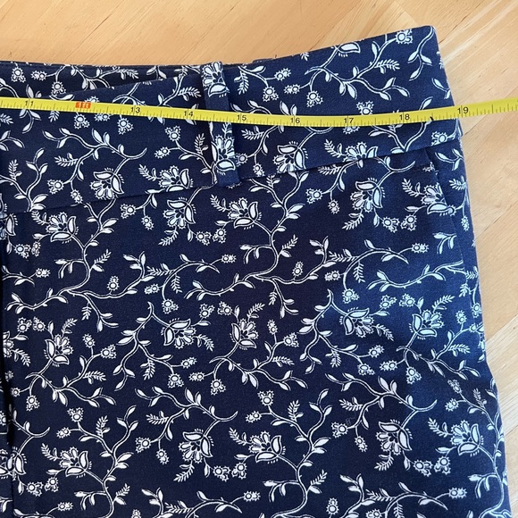 Navy floral print Loft pants - Picture 3 of 5